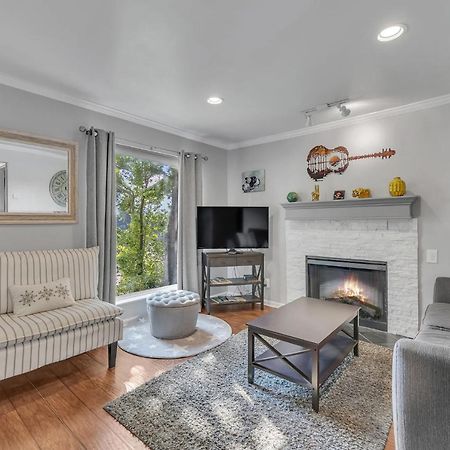 Nash Star Private Condo - 2Bed, 2Bath, Sleep 6, 25 Min Walk To Broadway And All Nashville Attractions, Pool, Gym Buitenkant foto