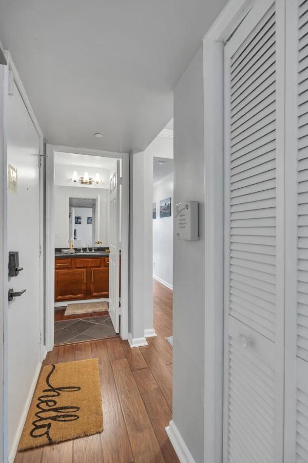 Nash Star Private Condo - 2Bed, 2Bath, Sleep 6, 25 Min Walk To Broadway And All Nashville Attractions, Pool, Gym Buitenkant foto