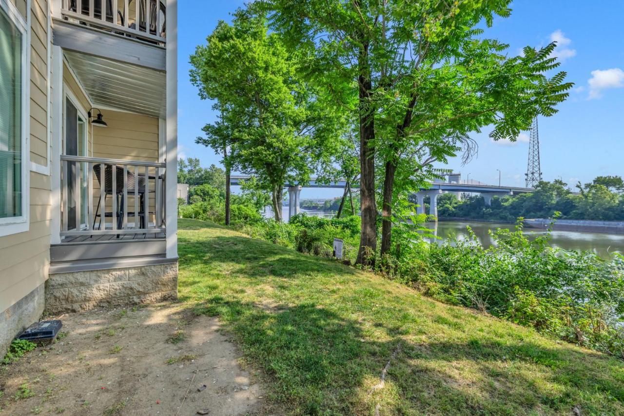 Nash Star Private Condo - 2Bed, 2Bath, Sleep 6, 25 Min Walk To Broadway And All Nashville Attractions, Pool, Gym Buitenkant foto