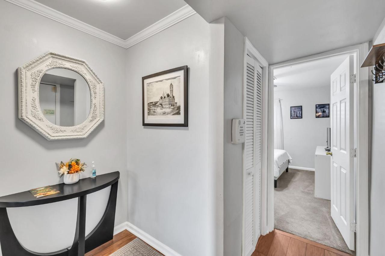 Nash Star Private Condo - 2Bed, 2Bath, Sleep 6, 25 Min Walk To Broadway And All Nashville Attractions, Pool, Gym Buitenkant foto