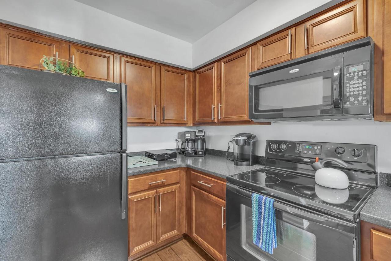 Nash Star Private Condo - 2Bed, 2Bath, Sleep 6, 25 Min Walk To Broadway And All Nashville Attractions, Pool, Gym Buitenkant foto